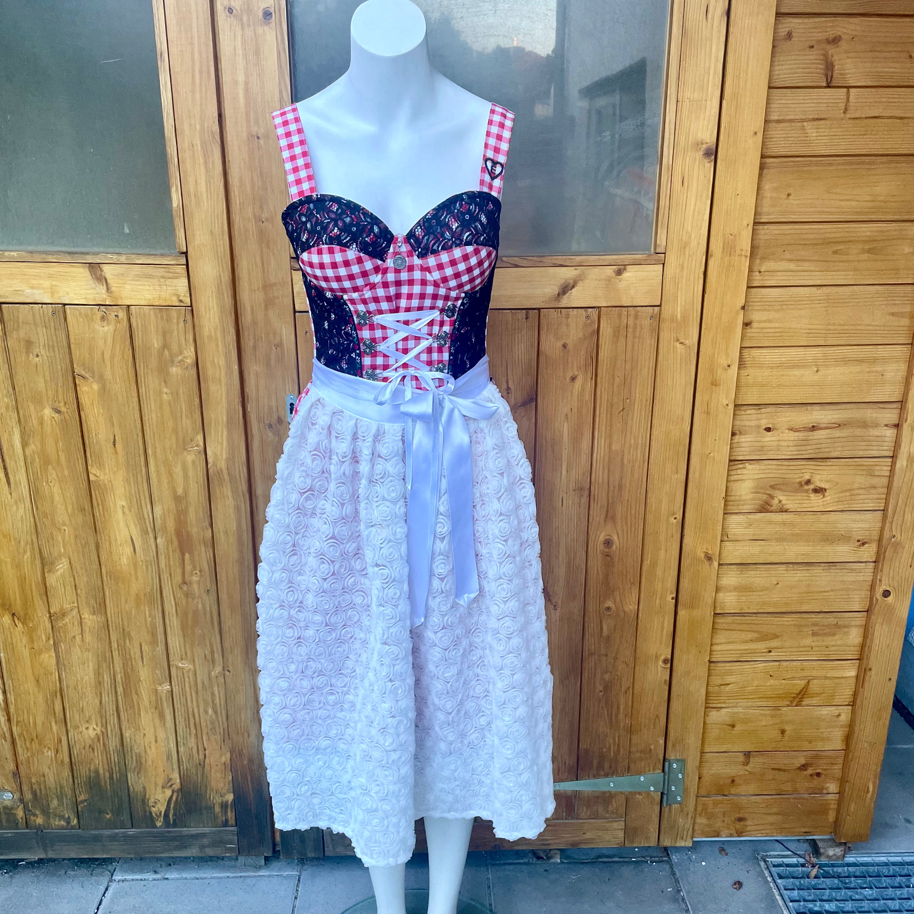 ENA Trachten Dirndl (Muster Karo Rot) Einzelstück!